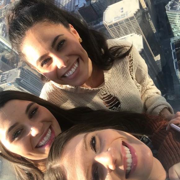 Meet your Posher, Caroline - Picture 5 of 8